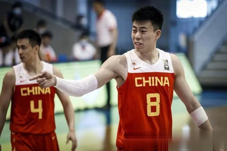 张镇麟因伤退出中国男篮集训辽宁队致谢篮协