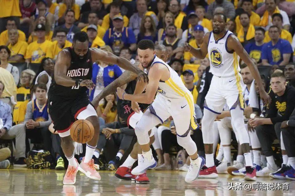 包含NBA快船交易第2步：正式裁掉中锋尤班克斯&度过澄清期将加盟国王的词条