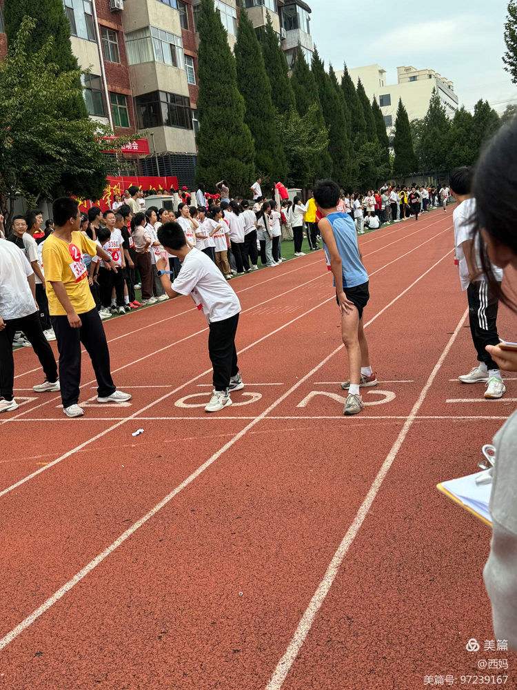 肆意挥洒，激情四射的运动盛宴令人陶醉的简单介绍
